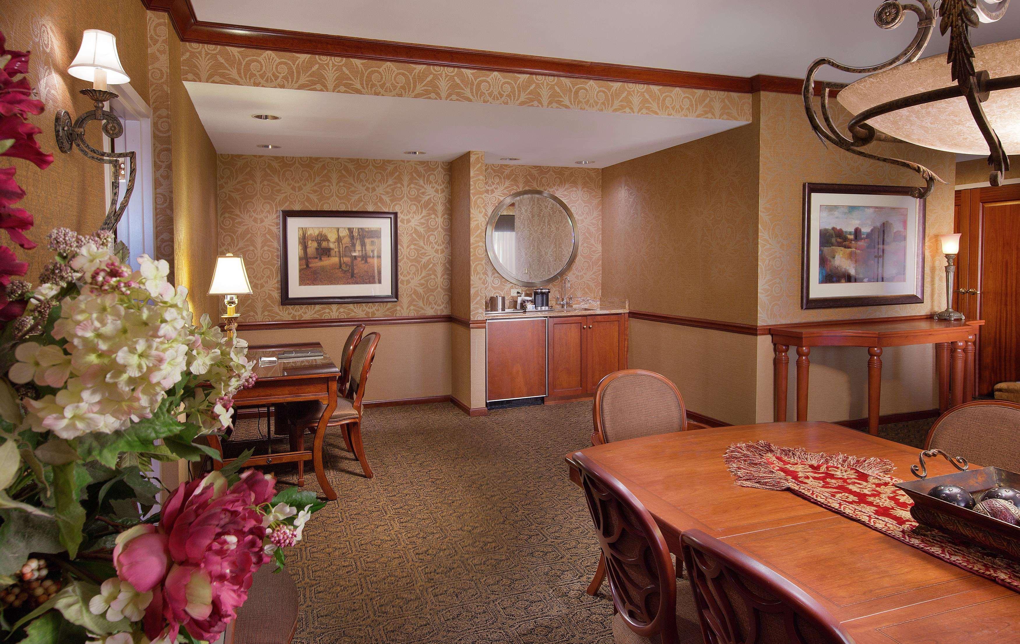 Doubletree By Hilton Lisle Naperville Екстер'єр фото