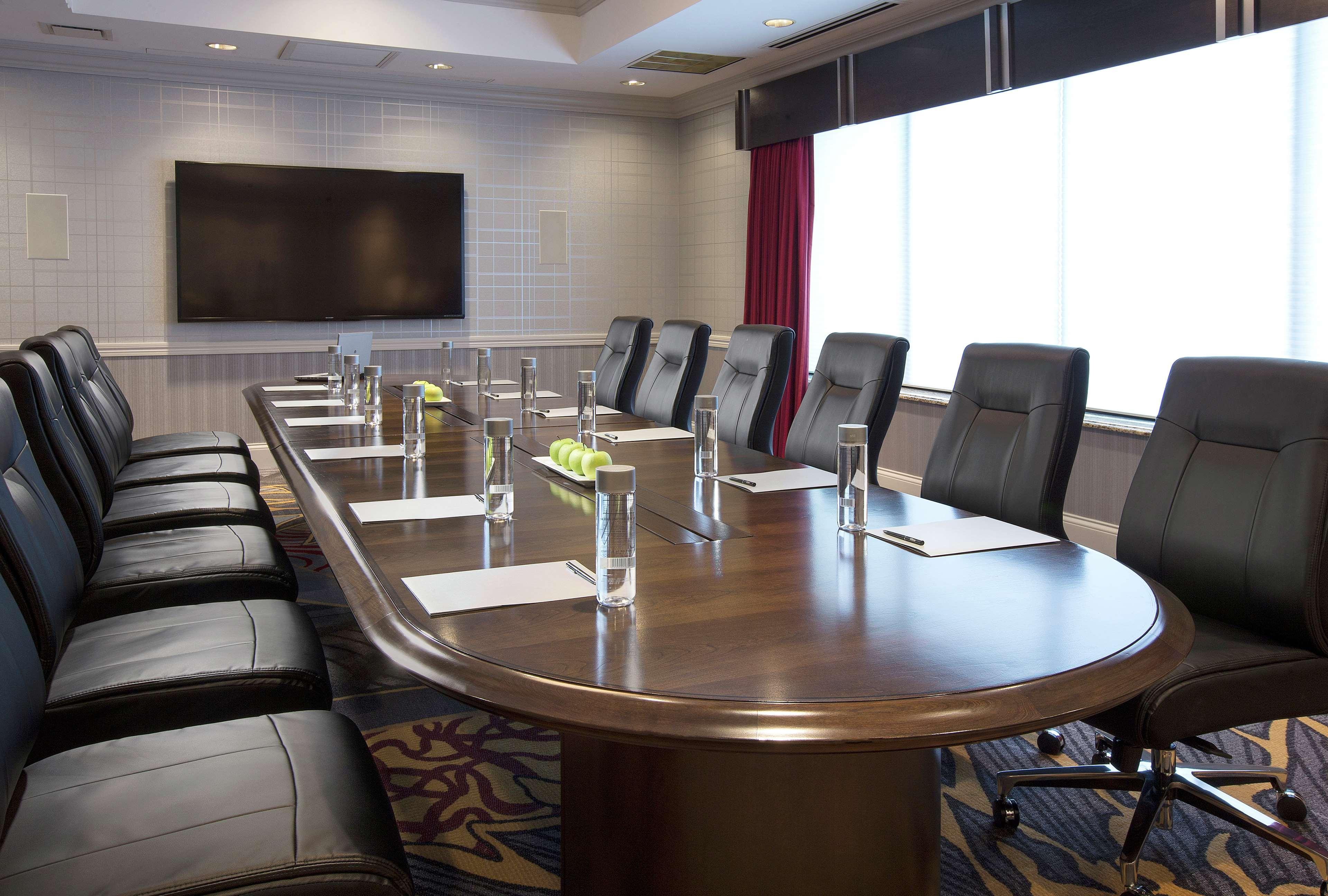 Doubletree By Hilton Lisle Naperville Екстер'єр фото