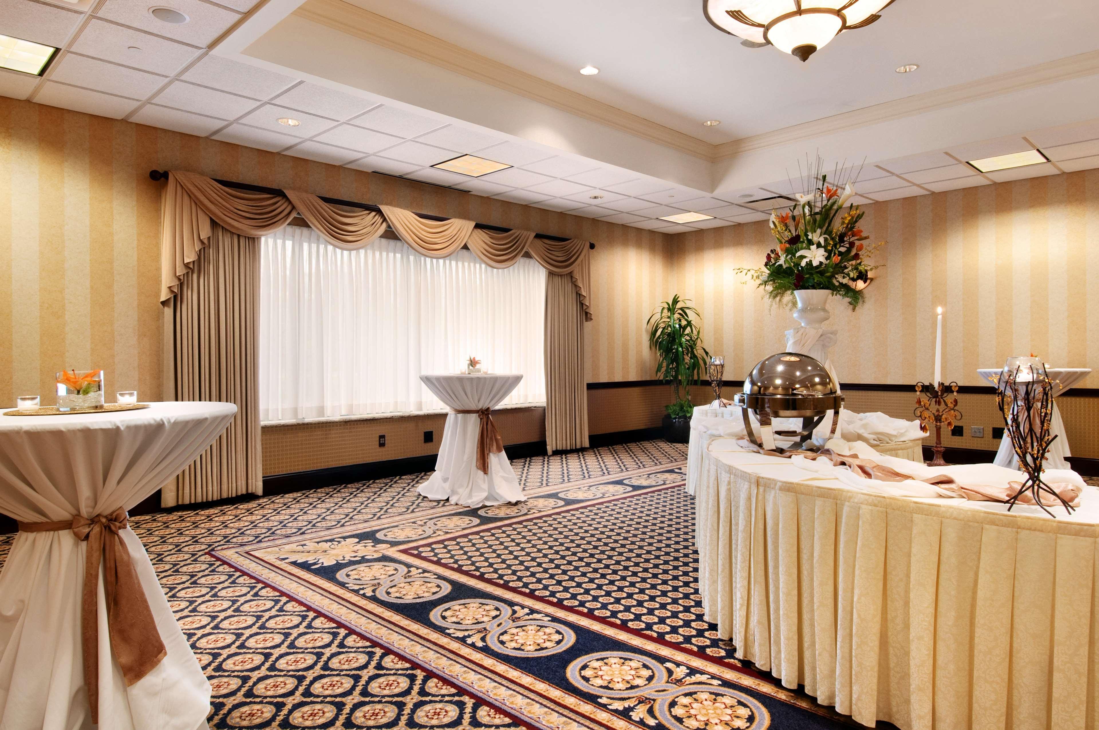 Doubletree By Hilton Lisle Naperville Екстер'єр фото